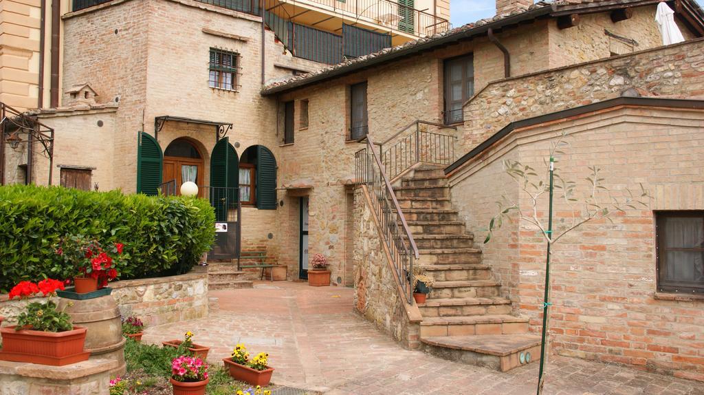 Bed and Breakfast Il Pozzo Di Sant'Andrea Siena Esterno foto