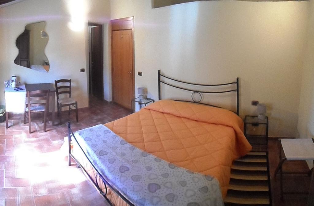 Bed and Breakfast Il Pozzo Di Sant'Andrea Siena Esterno foto