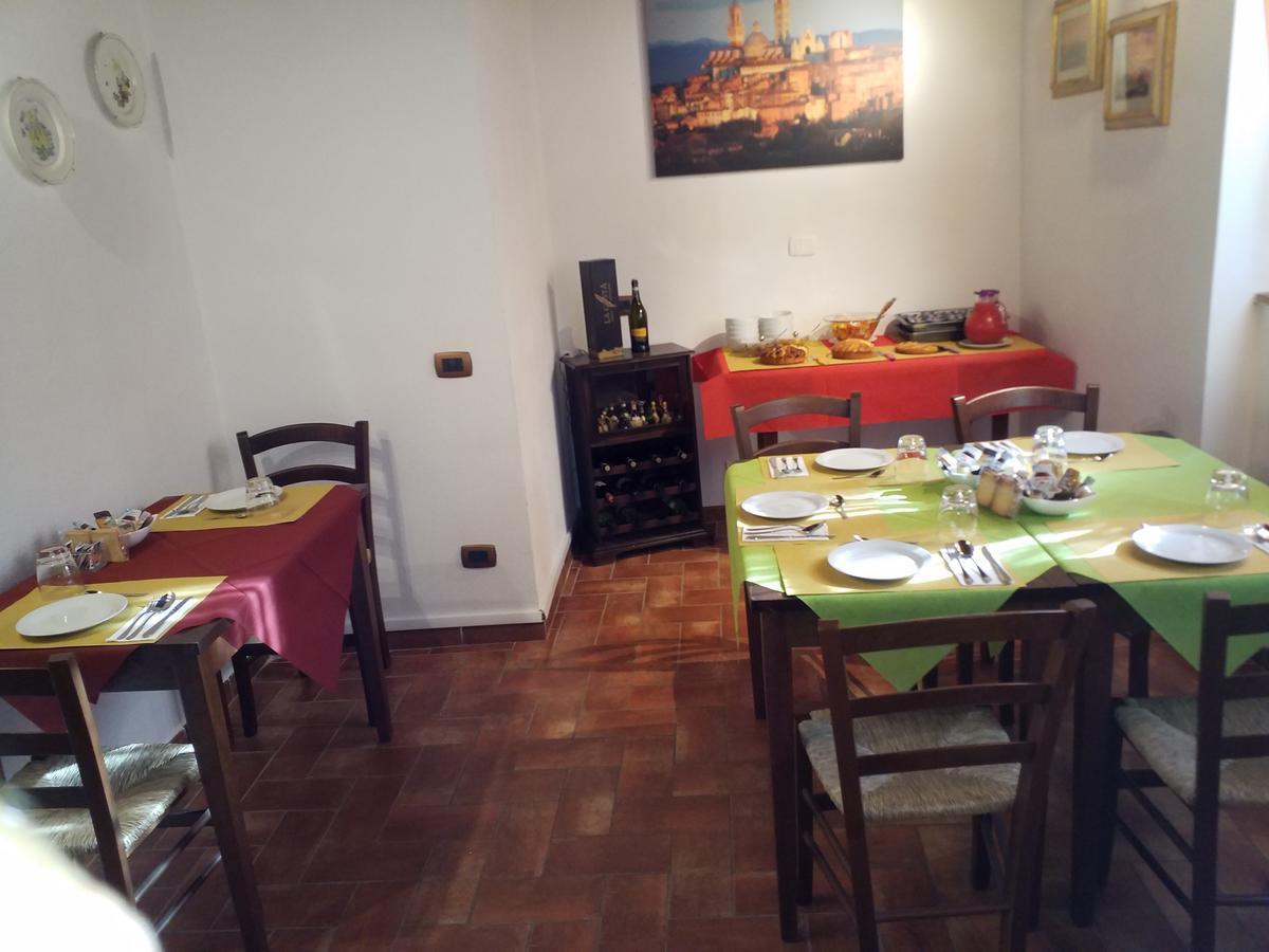 Bed and Breakfast Il Pozzo Di Sant'Andrea Siena Esterno foto